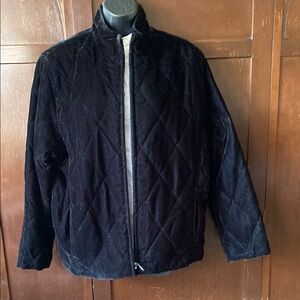 Black Puffer Jacket with Quilted Design and Full-Length Zipper